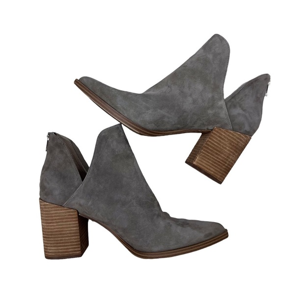 Steve Madden Cedar Bootine Gray Suede Size 11 V Cutout Stacked Block Heel - Picture 6 of 8